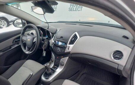 Chevrolet Cruze II, 2014 год, 902 000 рублей, 19 фотография