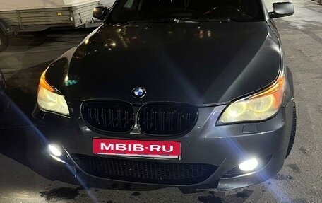 BMW 5 серия, 2006 год, 800 000 рублей, 8 фотография