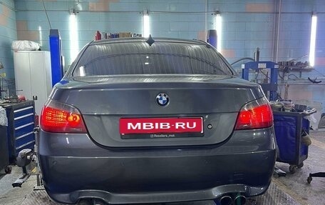 BMW 5 серия, 2006 год, 800 000 рублей, 7 фотография