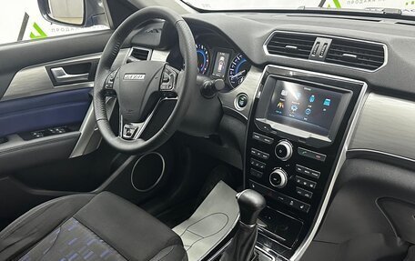 Haval H2, 2019 год, 1 880 000 рублей, 8 фотография