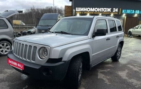 Jeep Liberty (Patriot), 2008 год, 756 000 рублей, 29 фотография