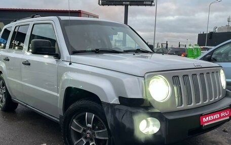 Jeep Liberty (Patriot), 2008 год, 756 000 рублей, 27 фотография