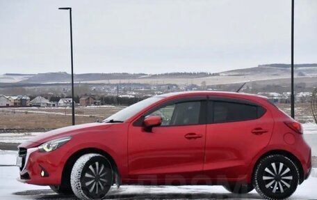 Mazda Demio IV, 2014 год, 940 000 рублей, 2 фотография