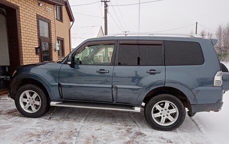 Mitsubishi Pajero IV, 2007 год, 1 750 000 рублей, 18 фотография