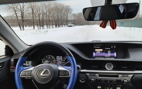 Lexus ES VII, 2017 год, 3 100 000 рублей, 1 фотография