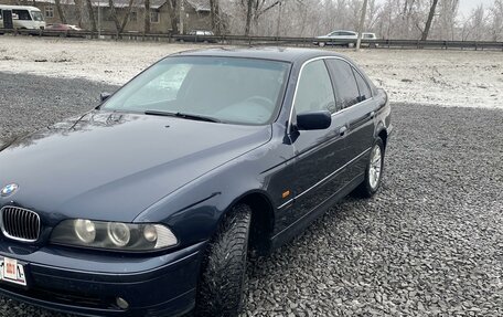 BMW 5 серия, 2003 год, 500 000 рублей, 2 фотография