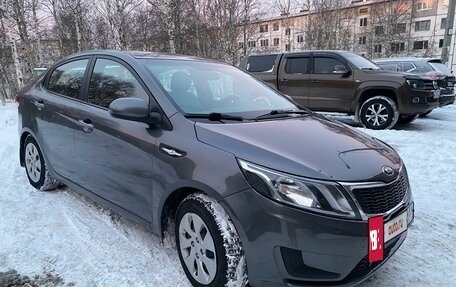 KIA Rio III рестайлинг, 2014 год, 980 000 рублей, 2 фотография