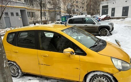 Honda Jazz I рестайлинг, 2006 год, 350 000 рублей, 2 фотография