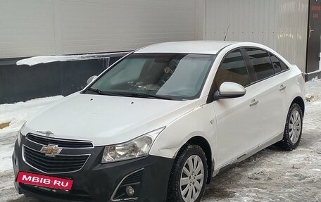 Chevrolet Cruze II, 2013 год, 750 000 рублей, 3 фотография