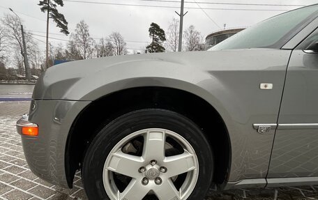 Chrysler 300C II, 2006 год, 1 510 000 рублей, 12 фотография