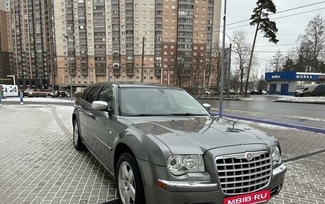 Chrysler 300C II, 2006 год, 1 510 000 рублей, 39 фотография