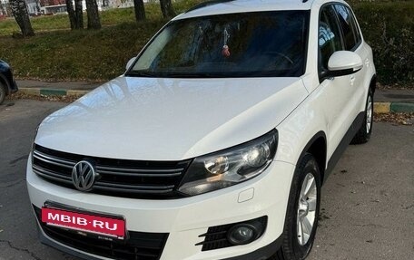 Volkswagen Tiguan I, 2012 год, 1 180 000 рублей, 2 фотография