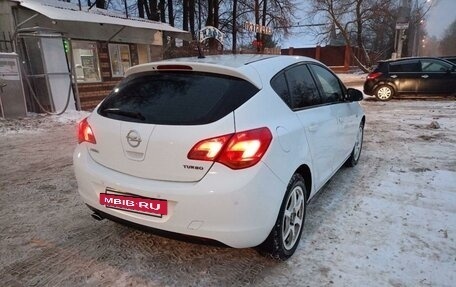 Opel Astra J, 2010 год, 820 000 рублей, 3 фотография