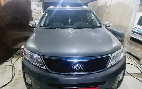 KIA Sorento II рестайлинг, 2014 год, 1 900 000 рублей, 24 фотография