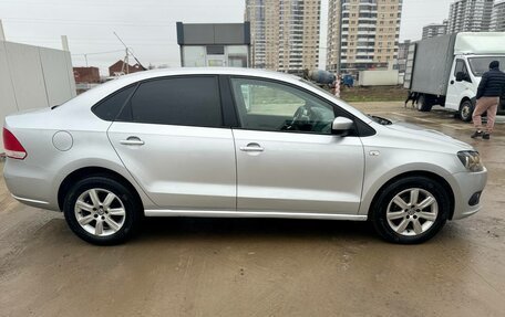 Volkswagen Polo VI (EU Market), 2011 год, 820 000 рублей, 3 фотография