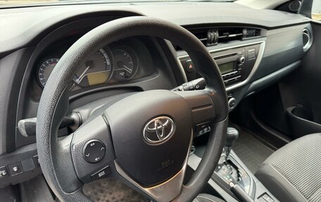 Toyota Auris II, 2014 год, 1 370 000 рублей, 11 фотография