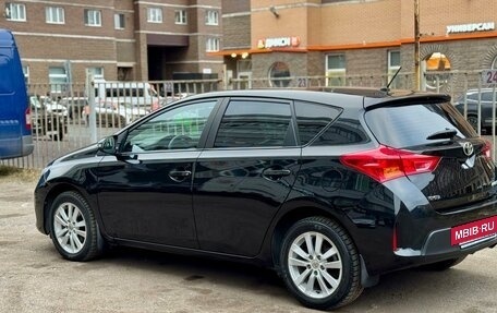 Toyota Auris II, 2014 год, 1 370 000 рублей, 8 фотография