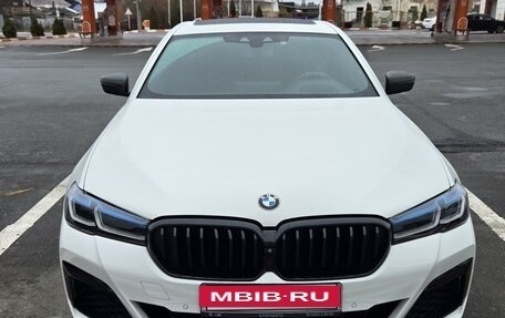 BMW 5 серия, 2018 год, 4 650 000 рублей, 3 фотография