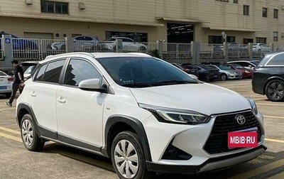 Toyota Yaris, 2021 год, 1 300 000 рублей, 1 фотография