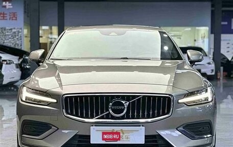 Volvo S60 III, 2021 год, 2 850 000 рублей, 2 фотография