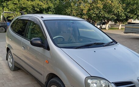 Nissan Tino, 2002 год, 440 000 рублей, 3 фотография