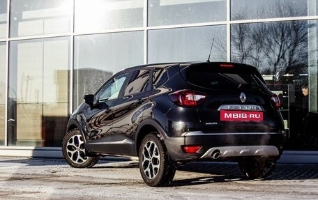 Renault Kaptur I рестайлинг, 2017 год, 1 490 800 рублей, 7 фотография