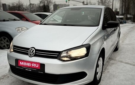 Volkswagen Polo VI (EU Market), 2011 год, 772 000 рублей, 2 фотография