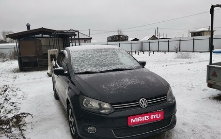 Volkswagen Polo VI (EU Market), 2012 год, 750 000 рублей, 1 фотография