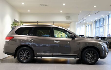 Nissan Pathfinder, 2015 год, 1 650 000 рублей, 4 фотография