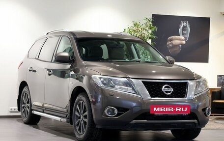 Nissan Pathfinder, 2015 год, 1 650 000 рублей, 3 фотография