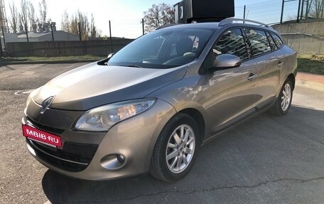 Renault Megane III, 2010 год, 890 000 рублей, 5 фотография