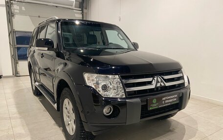 Mitsubishi Pajero IV, 2010 год, 2 200 000 рублей, 3 фотография