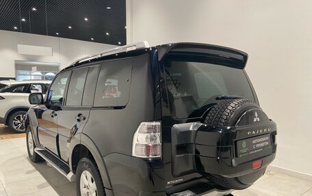 Mitsubishi Pajero IV, 2010 год, 2 200 000 рублей, 7 фотография