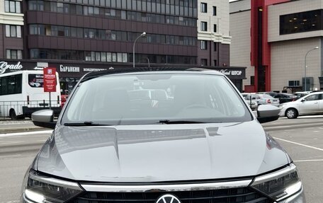 Volkswagen Polo VI (EU Market), 2022 год, 1 650 000 рублей, 2 фотография