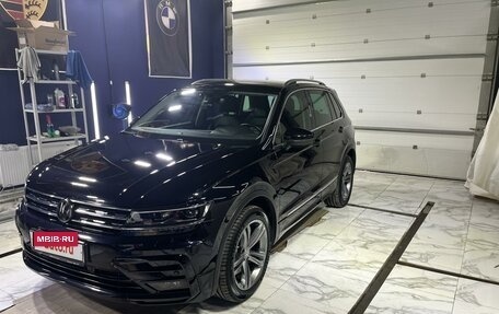 Volkswagen Tiguan II, 2018 год, 3 400 000 рублей, 2 фотография