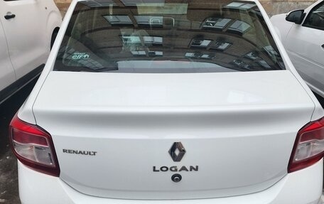 Renault Logan II, 2017 год, 760 000 рублей, 4 фотография