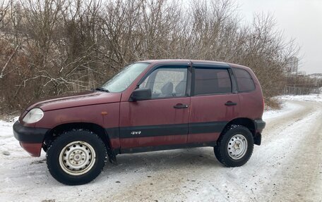 Chevrolet Niva I рестайлинг, 2003 год, 250 000 рублей, 2 фотография