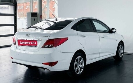 Hyundai Solaris II рестайлинг, 2015 год, 960 000 рублей, 5 фотография