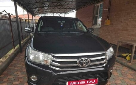 Toyota Hilux VIII, 2015 год, 2 650 000 рублей, 4 фотография