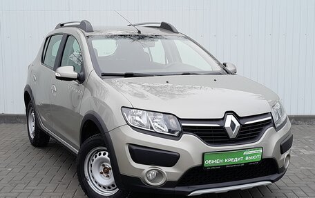 Renault Sandero II рестайлинг, 2015 год, 1 250 000 рублей, 2 фотография