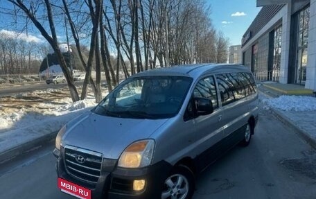 Hyundai Starex I рестайлинг, 2006 год, 900 000 рублей, 14 фотография