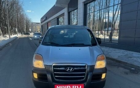 Hyundai Starex I рестайлинг, 2006 год, 900 000 рублей, 7 фотография