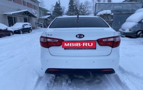 KIA Rio III рестайлинг, 2014 год, 1 200 000 рублей, 23 фотография