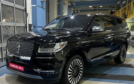 Lincoln Navigator, 2019 год, 9 999 000 рублей, 1 фотография