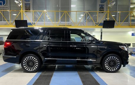 Lincoln Navigator, 2019 год, 9 999 000 рублей, 6 фотография