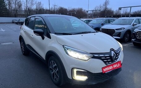 Renault Kaptur I рестайлинг, 2020 год, 1 885 000 рублей, 3 фотография