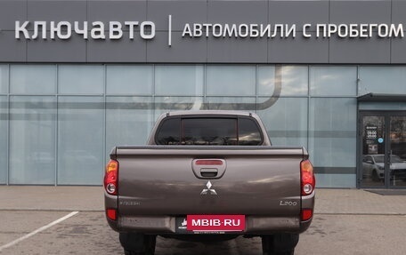 Mitsubishi L200 IV рестайлинг, 2014 год, 1 850 000 рублей, 4 фотография