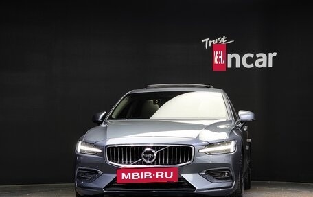 Volvo S60 III, 2021 год, 3 790 000 рублей, 3 фотография