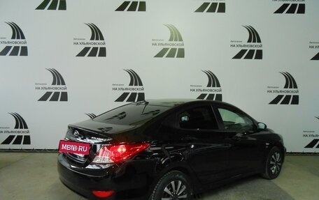 Hyundai Solaris II рестайлинг, 2013 год, 998 000 рублей, 2 фотография