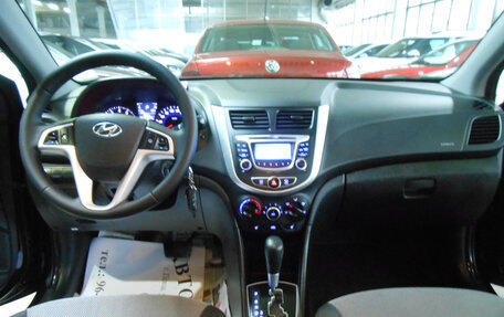 Hyundai Solaris II рестайлинг, 2013 год, 998 000 рублей, 9 фотография